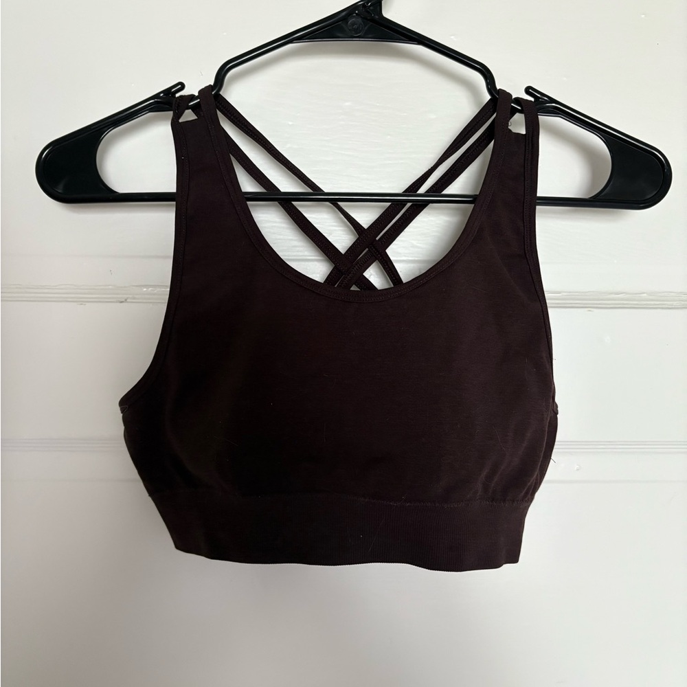 Alphalete Amplify Bra in Brown